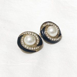 Pearl and diamond clip on earrings